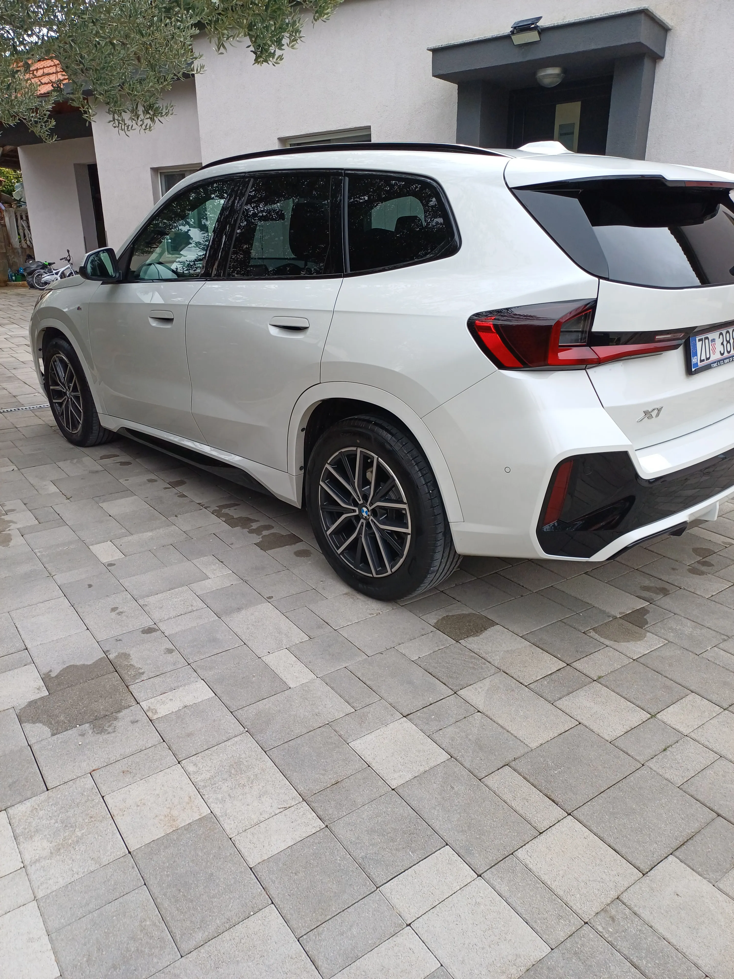 bmw x1 kupljen u tomića garancija 20 s drive m sport - slika 10