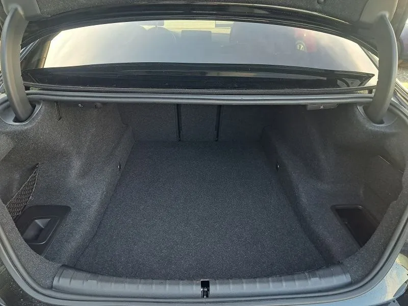 bmw serija 5 520d*steptronic* - slika 7