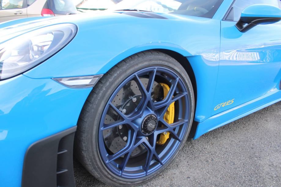 porsche cayman 718 gt4 rs - slika 3