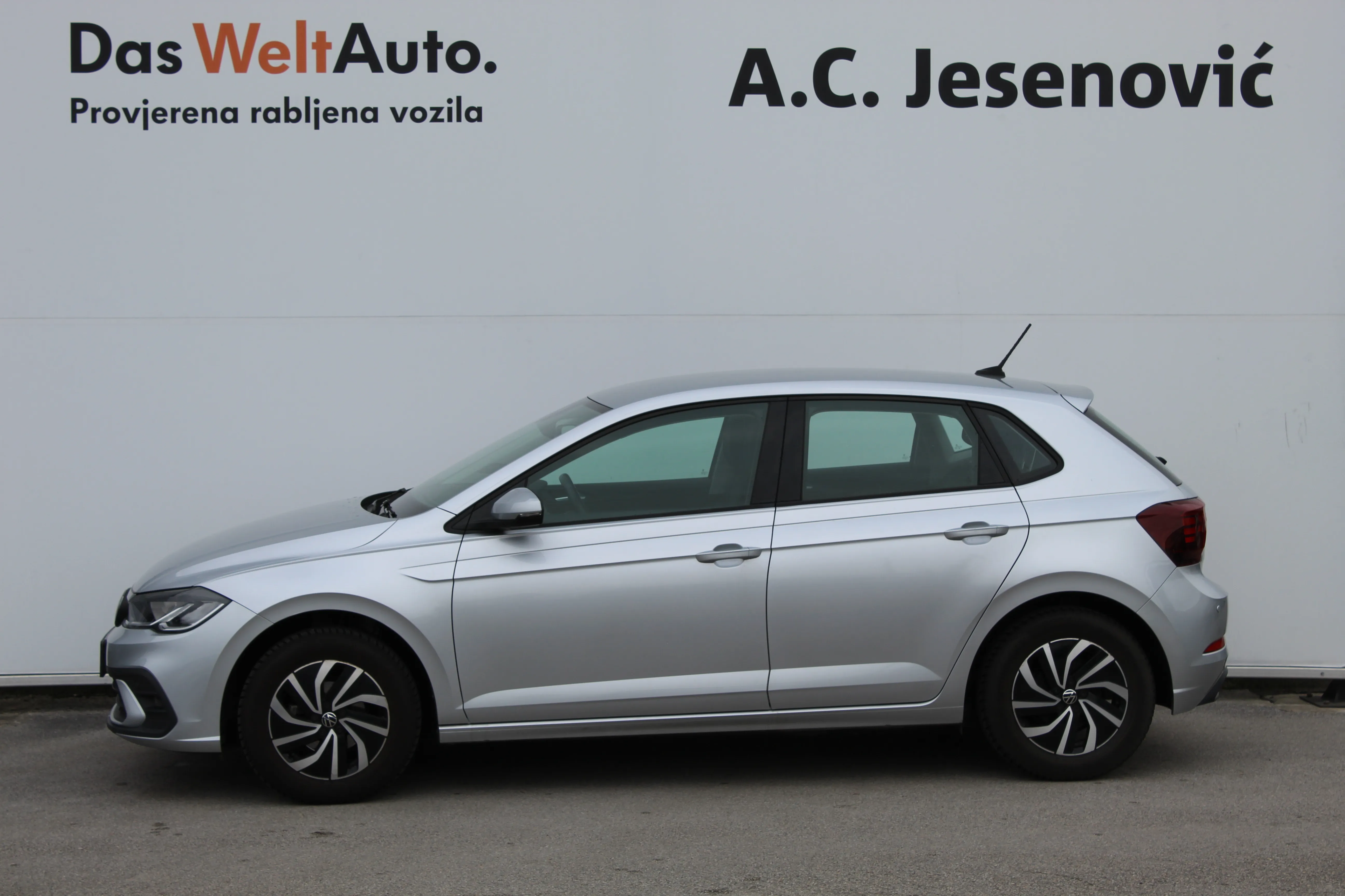 volkswagen polo 1.0 tsi life - slika 6