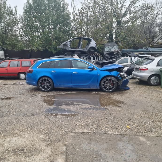 Opel Insignia A Karavan 2,0 CDTI (B20DTH) # DIJELOVI - Zagreb
