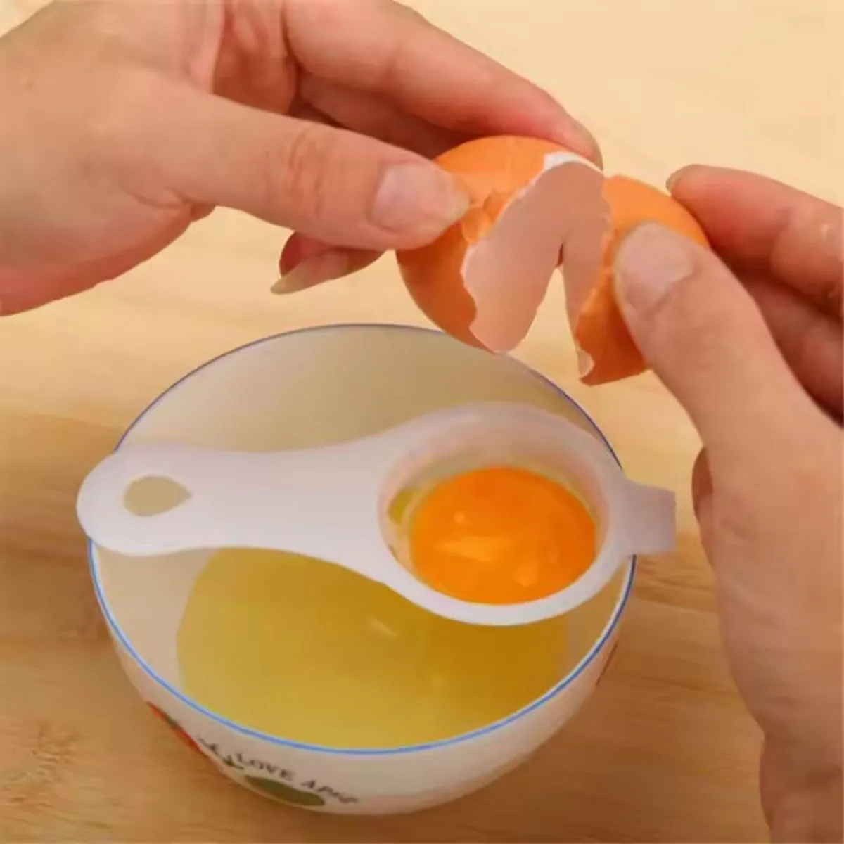 separator za odvajanje žumanjaka od bjelanjaka - slika 4