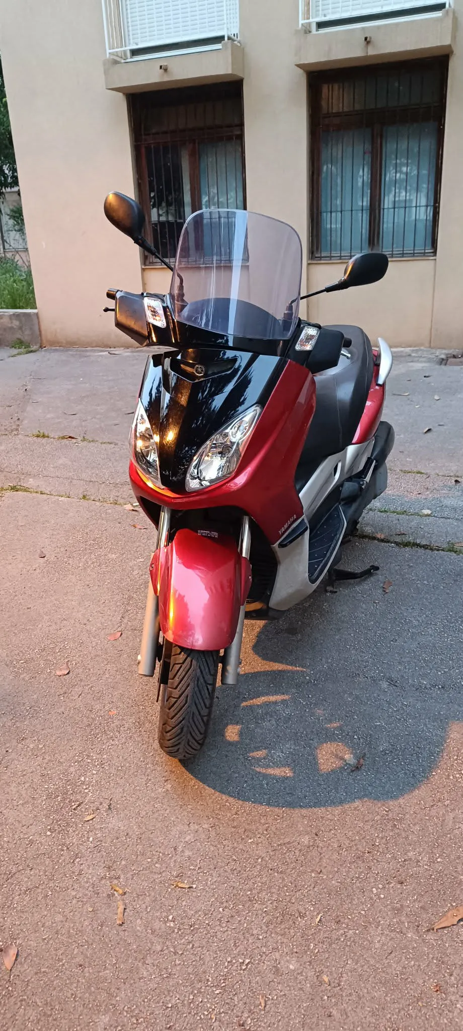 yamaha x-max 250 - slika 3