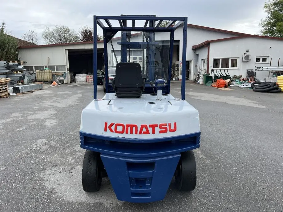 komatsu fd 45t - slika 4