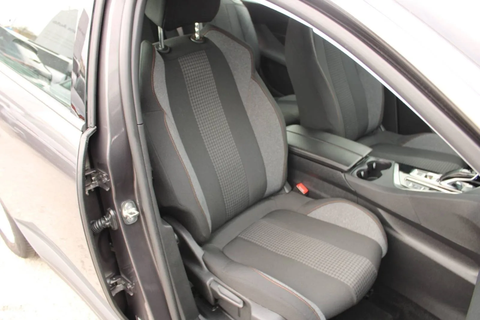 peugeot 5008 1.5 hdi automatik 7 sjedala *led, navigacija, kamera* - slika 10