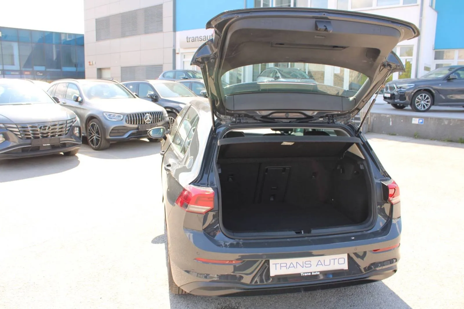vw golf viii 1.0 etsi dsg - slika 9