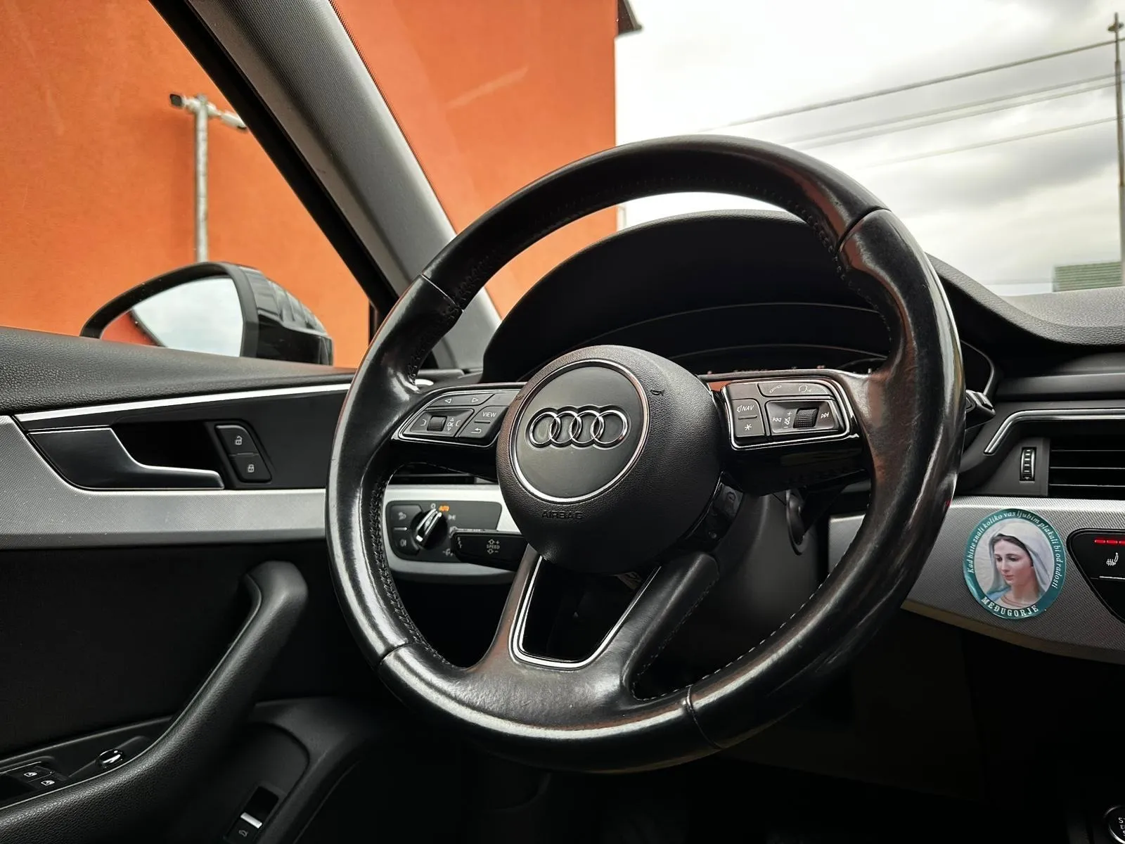 audi a4 avant 2.0 tdi automatik•140kw•navi•senzori• - slika 11
