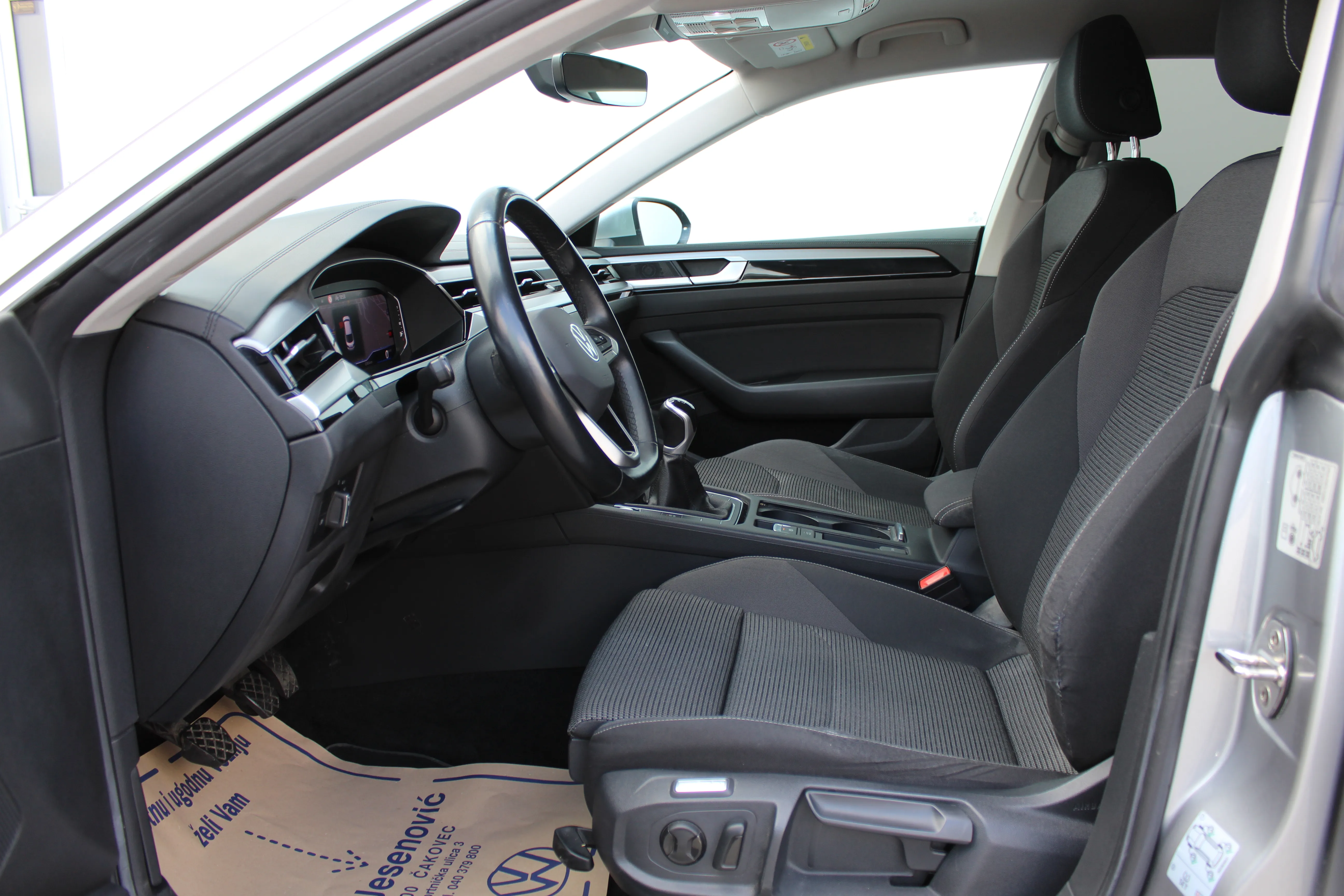 13152 volkswagen arteon 2.0 tdi elegance - slika 8