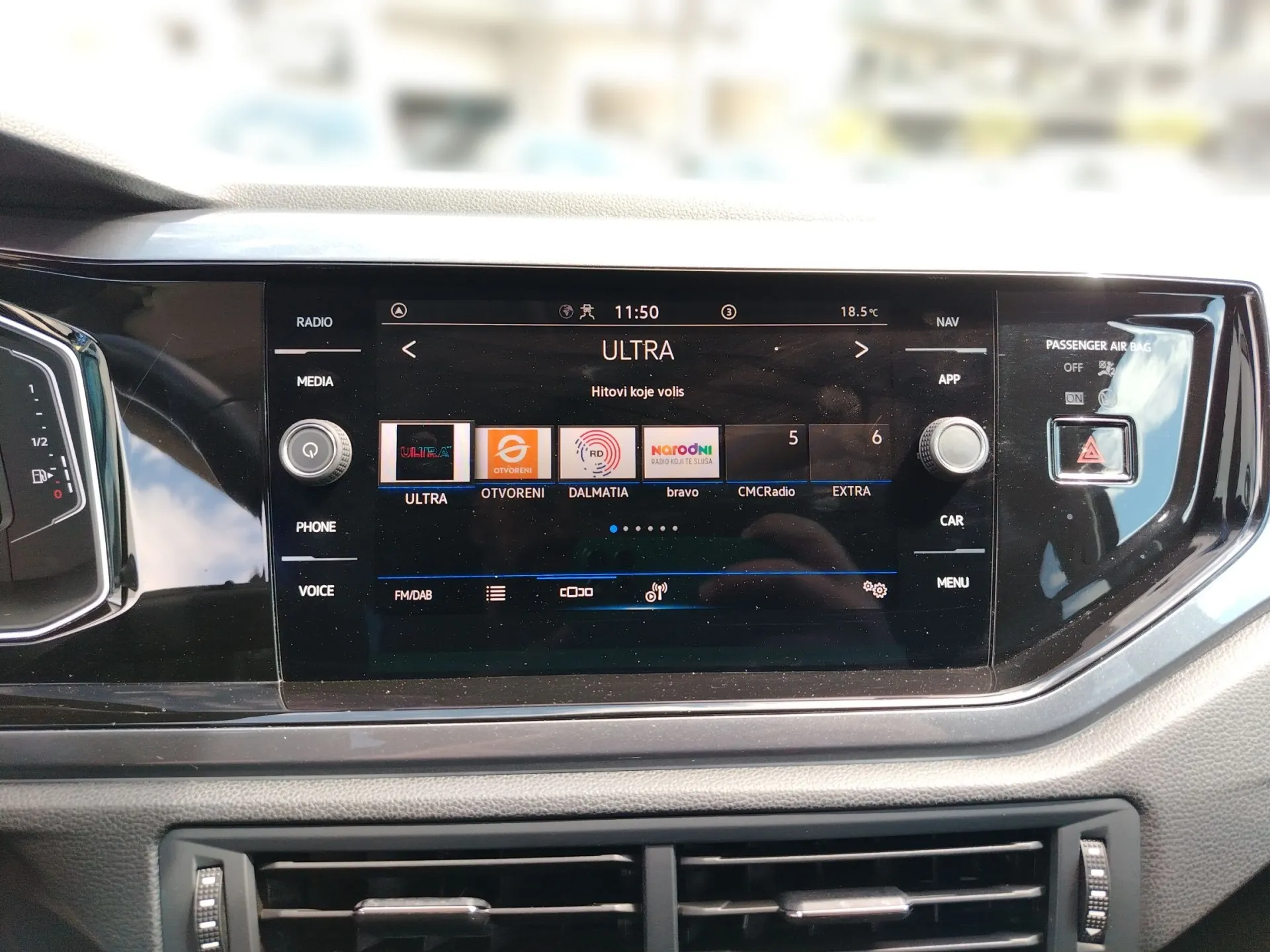 vw taigo style 1.0 tsi dsg - slika 9