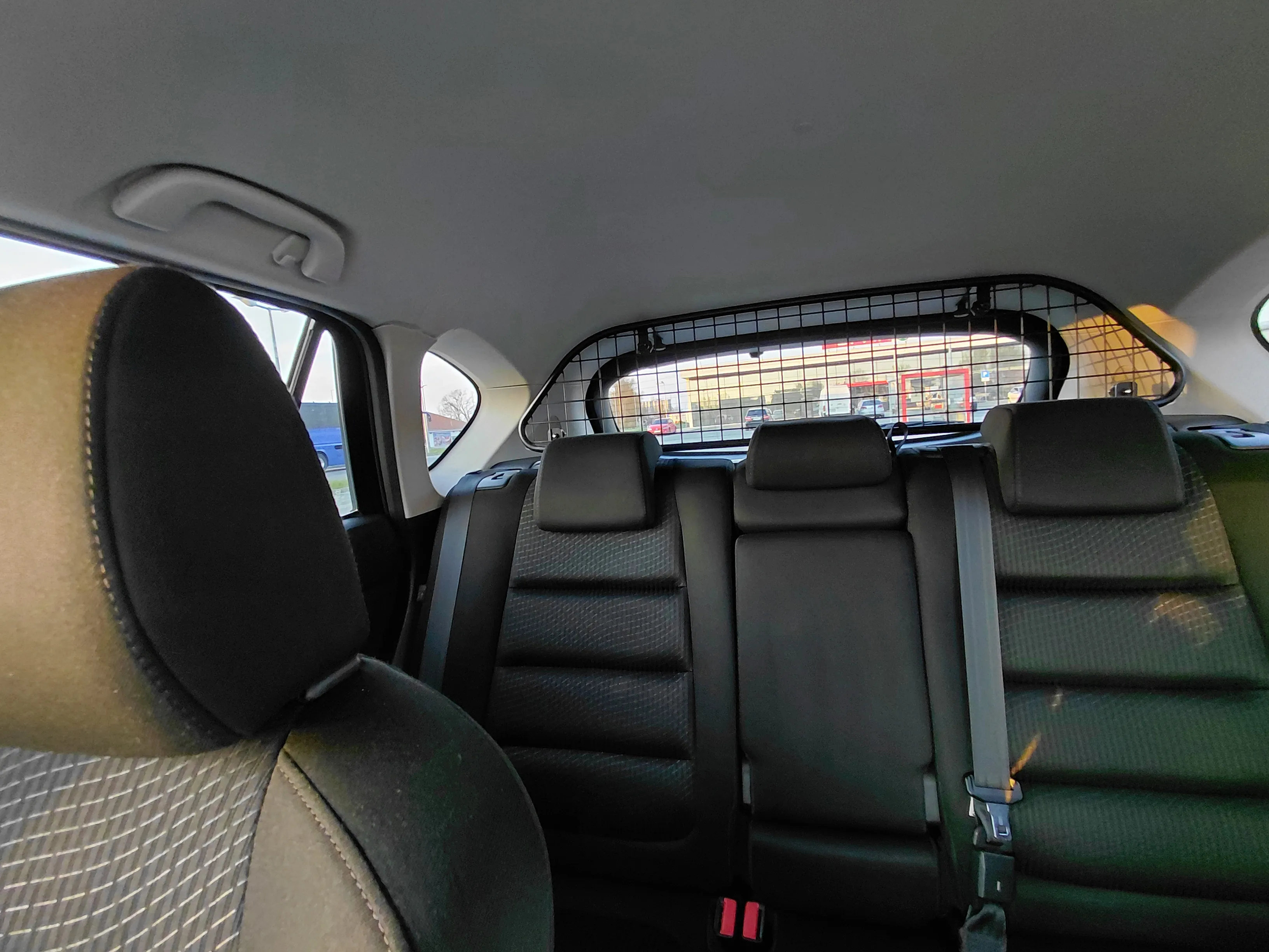 mazda cx5 2.2 /140 000km / registriran 04.05.2027. kuka, servis - slika 11
