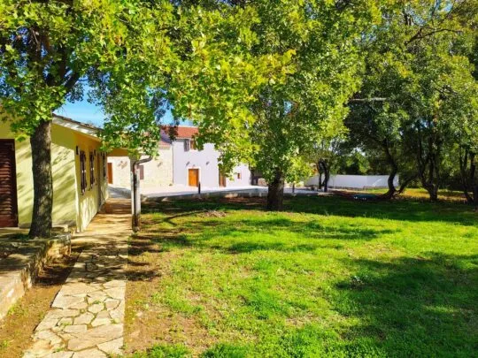 istra barban kamena kuća s bazenom - slika 20