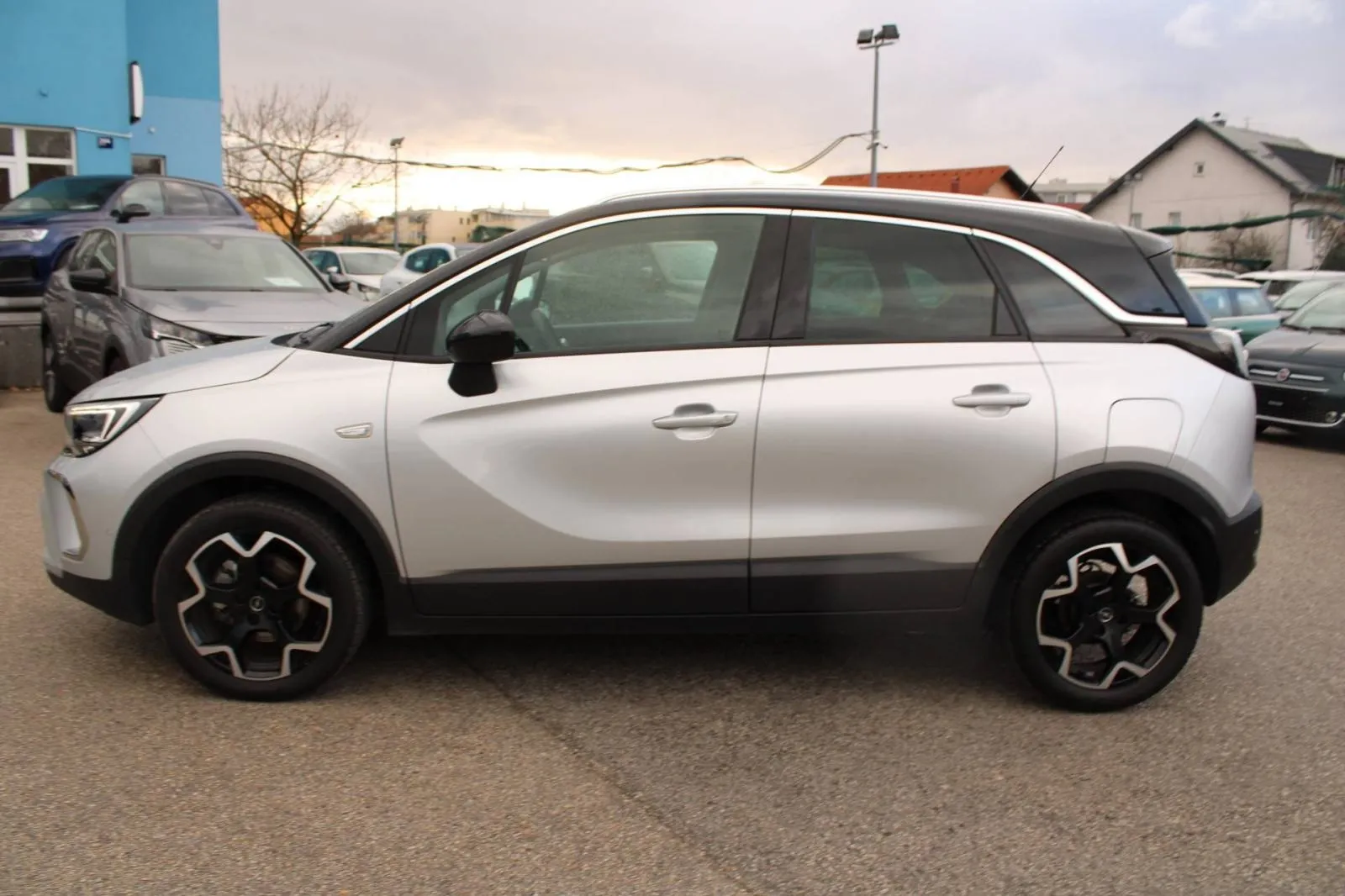 opel crossland 1.2 turbo ultimate *led, navigacija, kamera* - slika 10