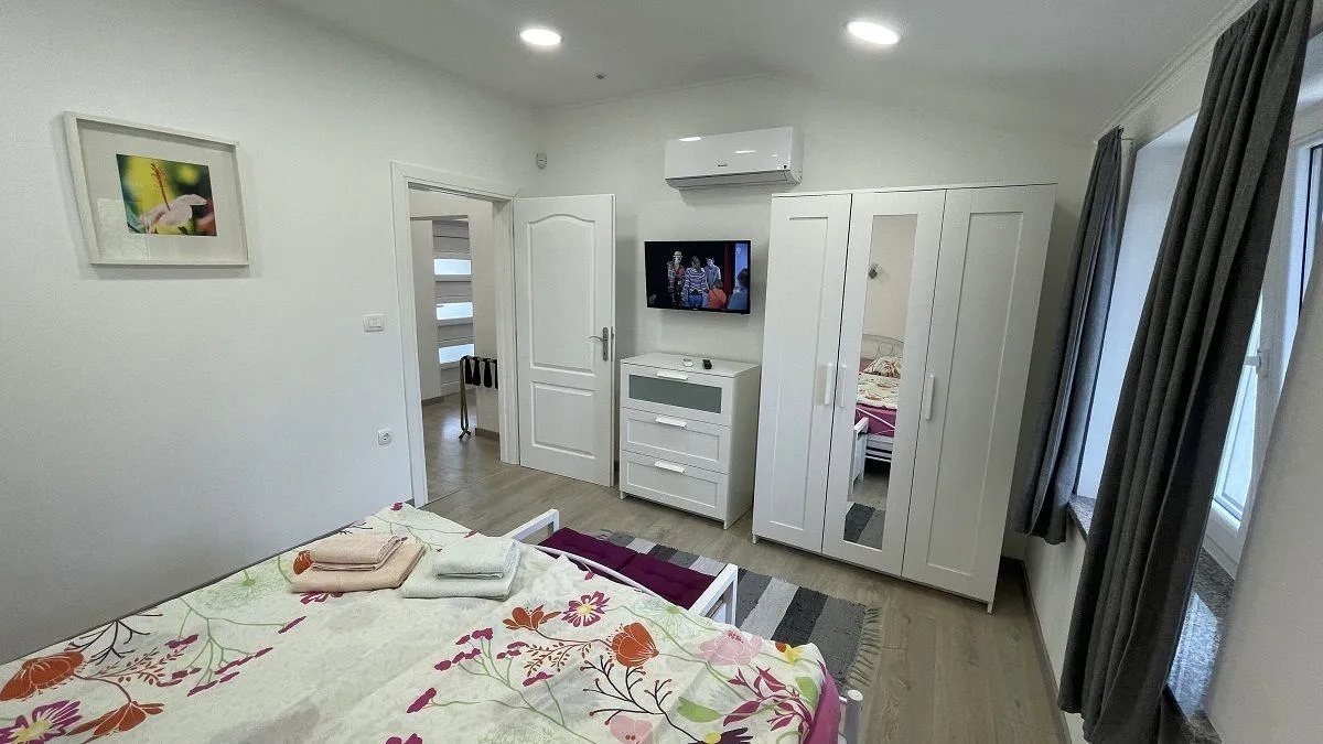 poreč -kamena vila sa bazenom na prodaji (prodaja) - slika 15