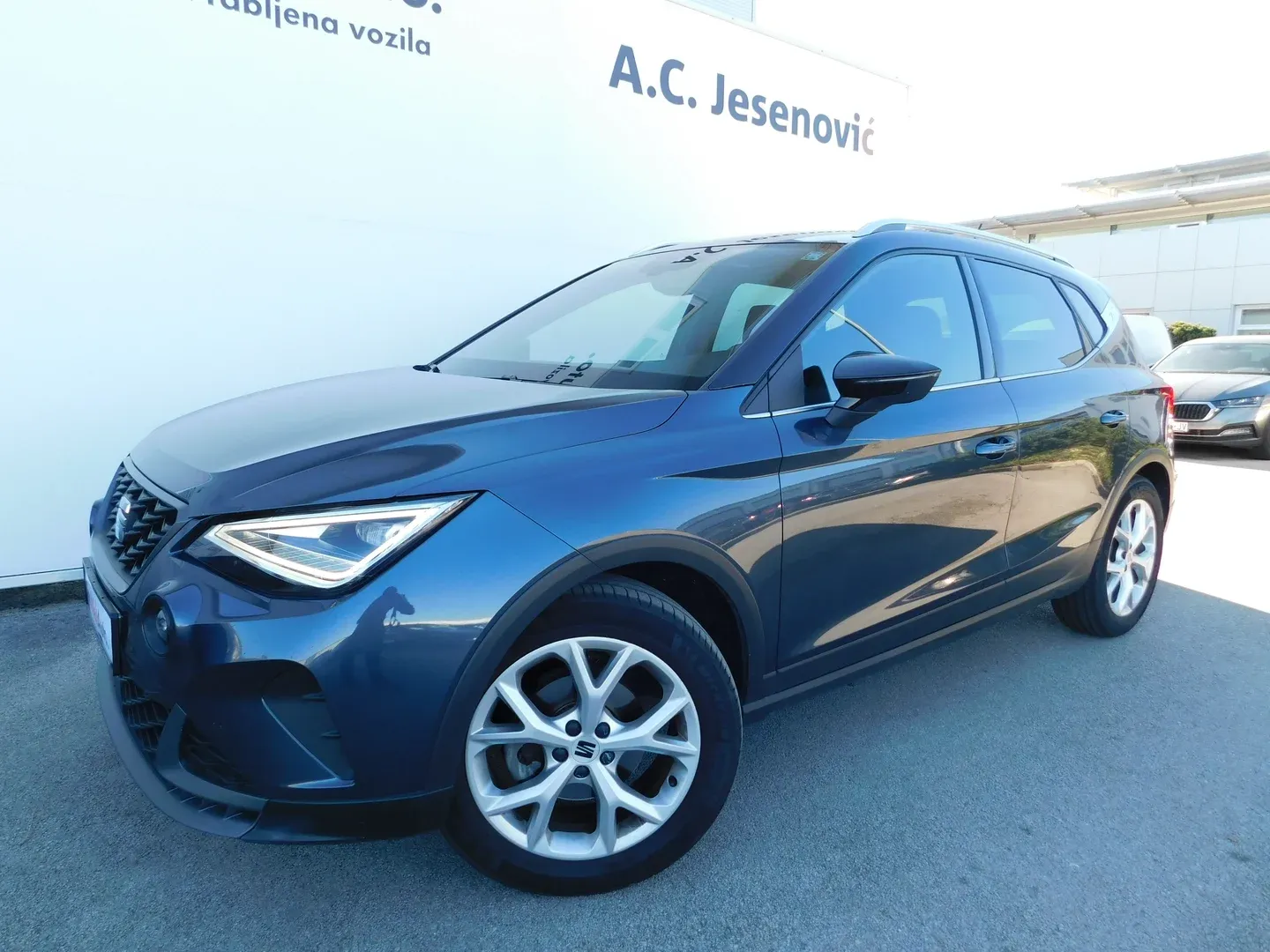 12579 seat arona 1.0 tsi fr - slika 7