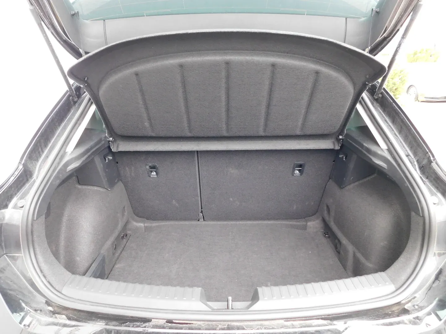 12589 seat leon 2.0 tdi evo style - slika 15