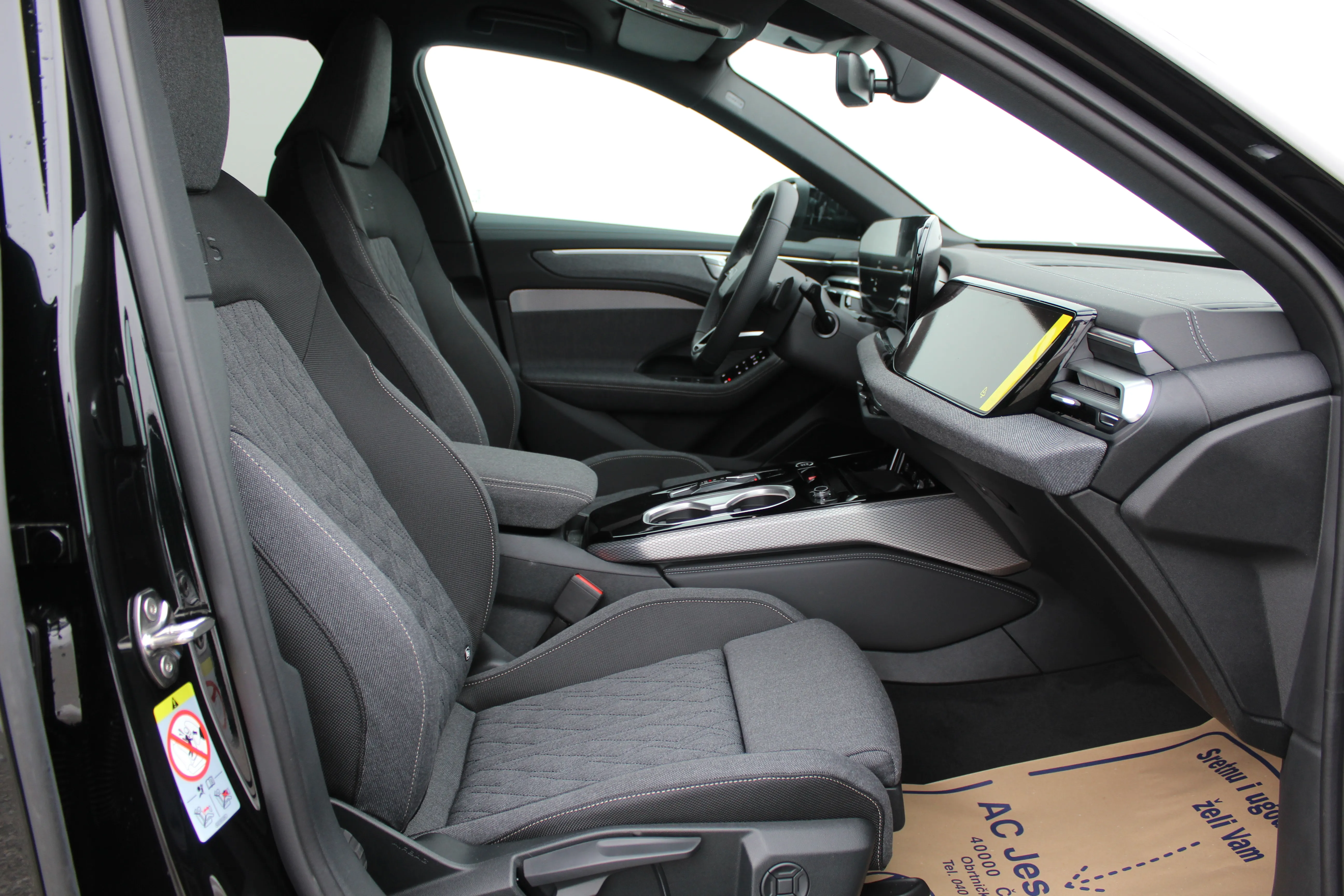 audi a6 40tdi s tr s line+ - slika 12