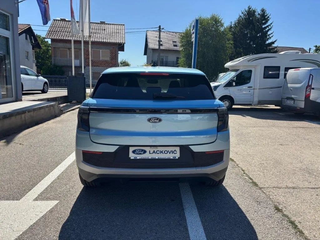 ford explorer bev premium - slika 5