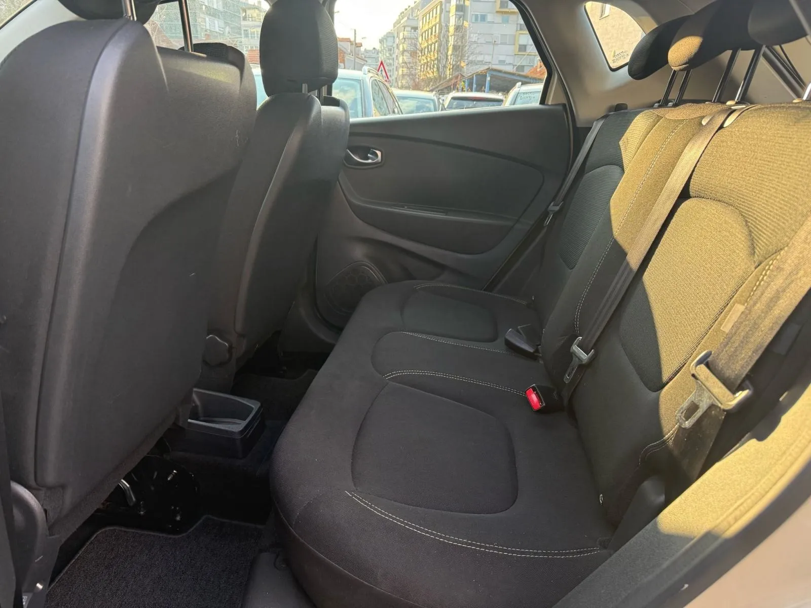 renault captur 0.9 tce, navi, klima, 4x garancija!!! - slika 21