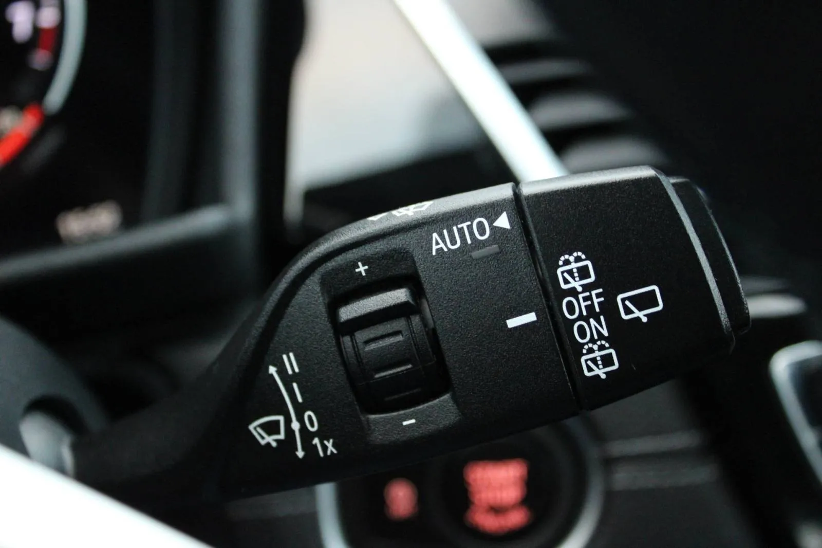 bmw serija 2 218i gran tourer automatik *led, navigacija* - slika 13