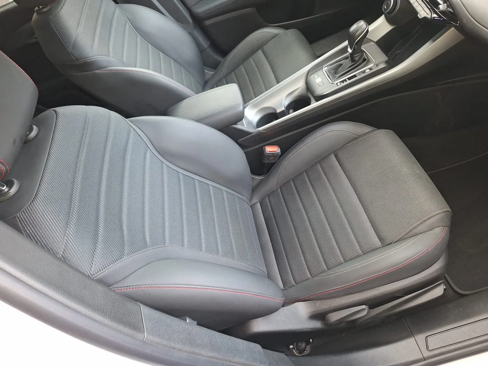 alfa romeo tonale 1.5 hybrid sprint 4xgarancija - slika 8