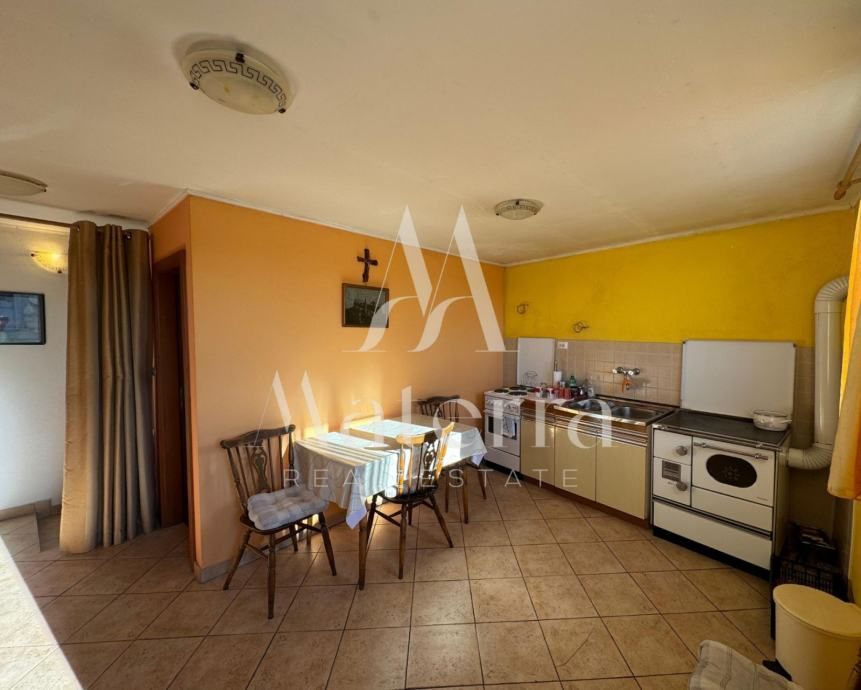 dvoetažni stan u centru šibenika/dolac – 95 m² - slika 2