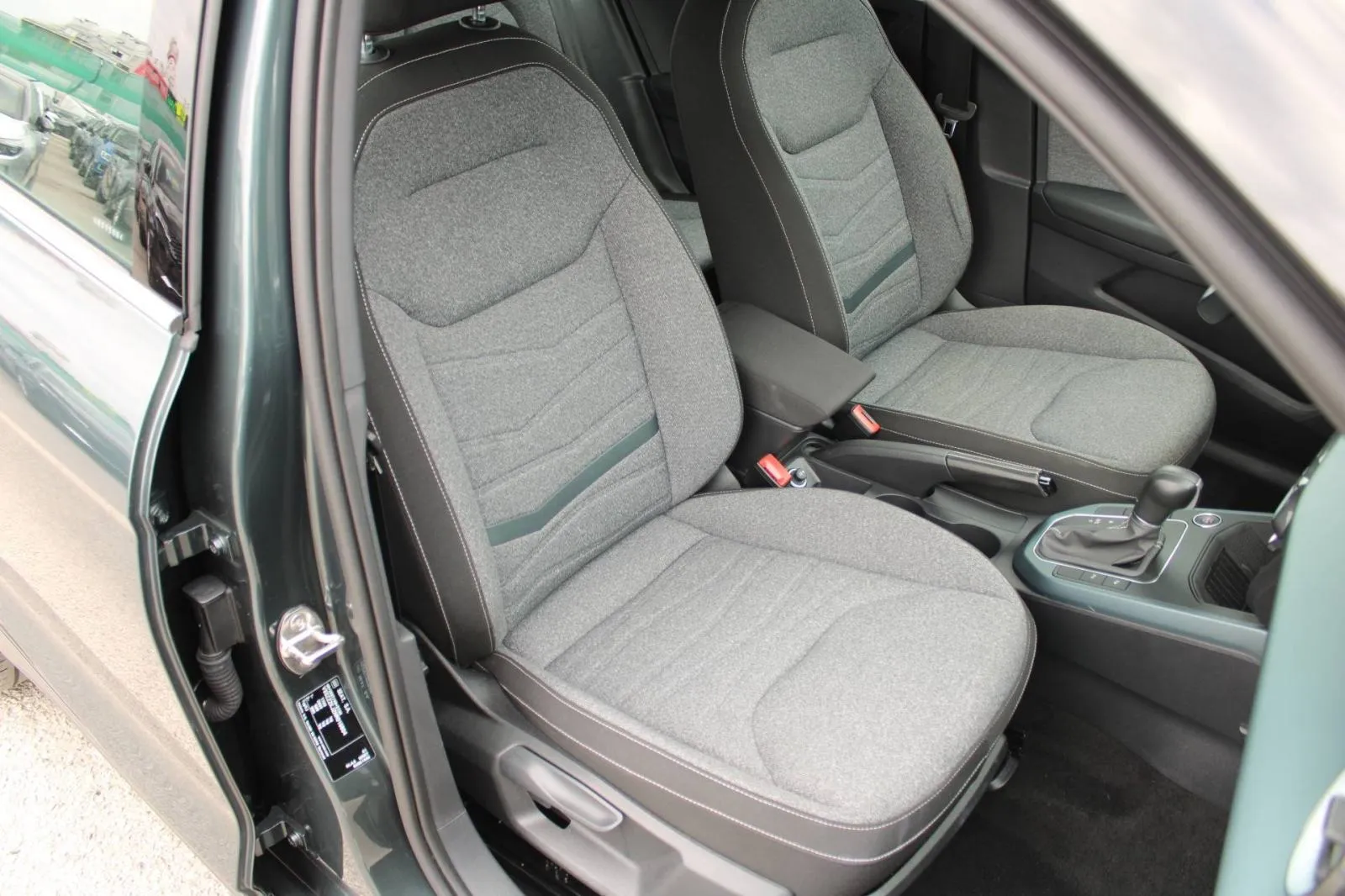 seat arona 1.0 tsi dsg *led, navigacija, kamera* - slika 13