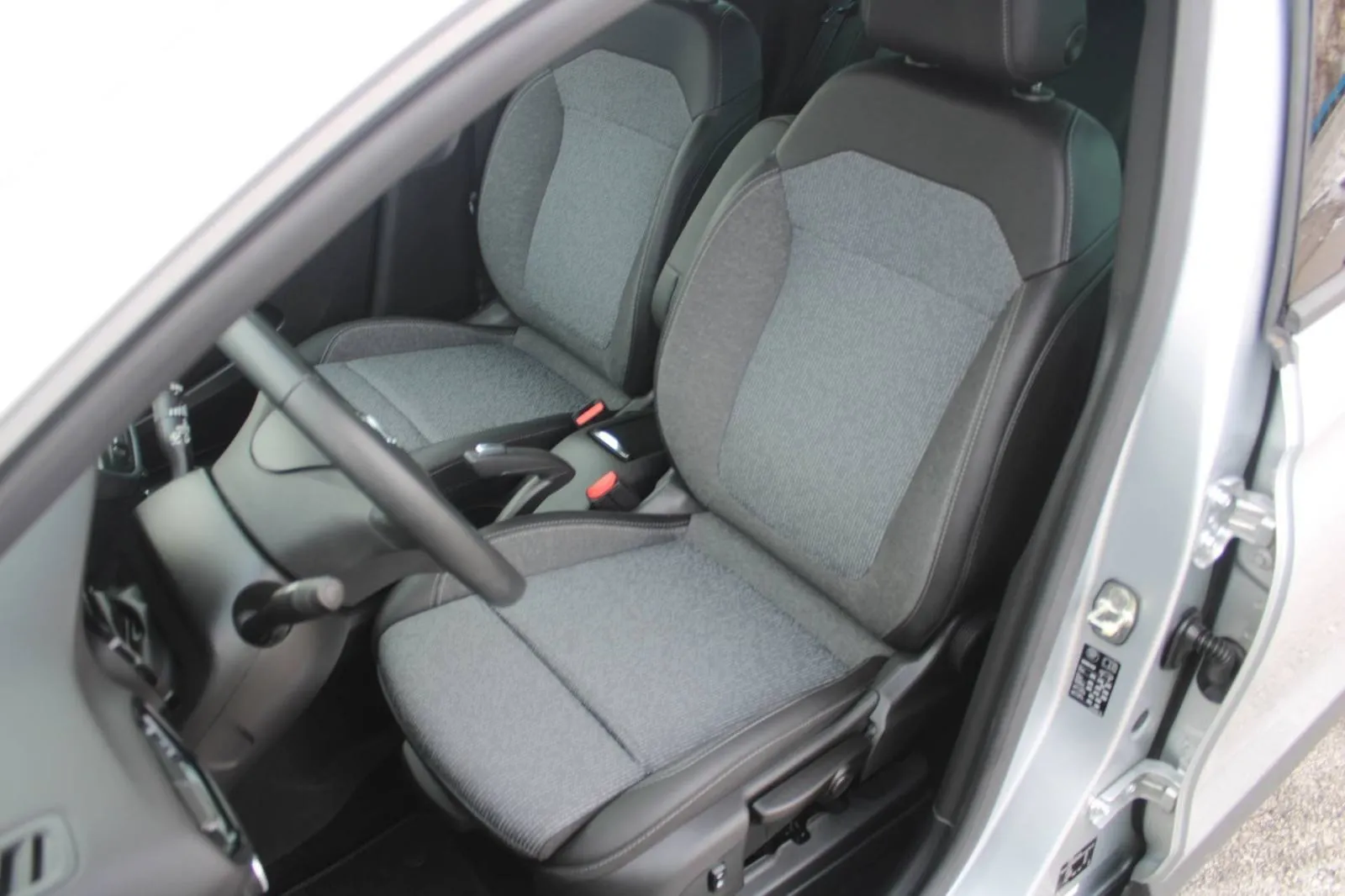 opel crossland 1.2 turbo *led, navigacija, kamera* - slika 10