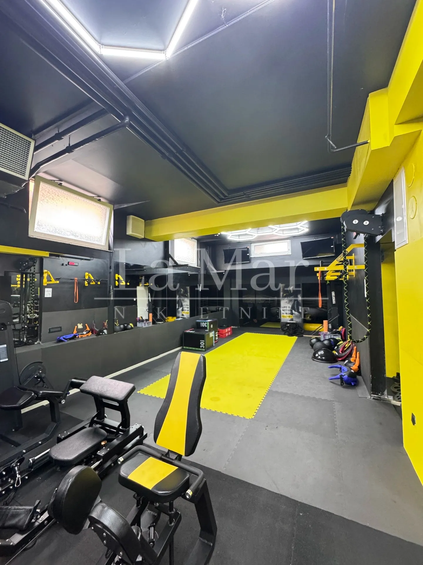 stenjevec- dvoetažni poslovni prostor- 407 m2 - slika 8