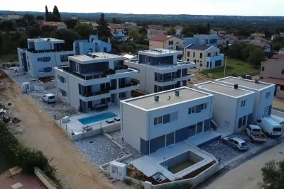 stan sa bazenom na odličnoj lokaciji, vabriga ( s2 ) - slika 3