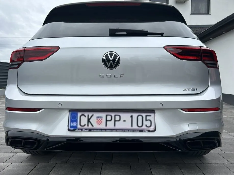 vw golf 8 1,5 etsi r-line - slika 11