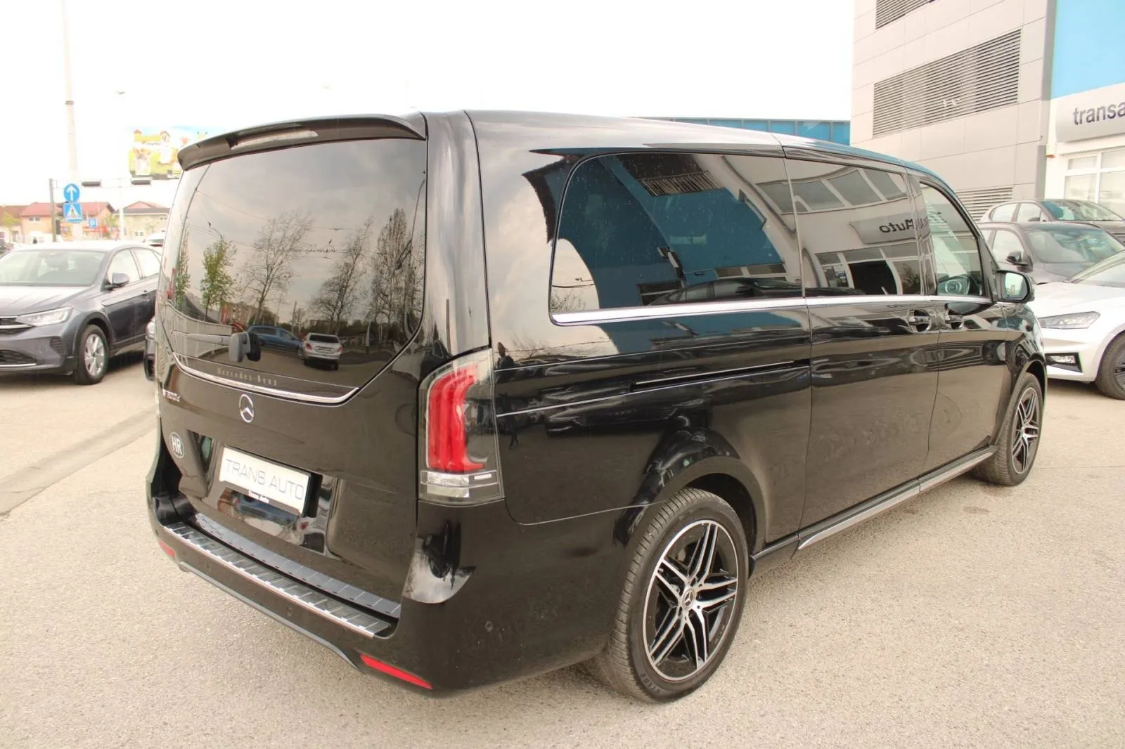 mercedes-benz klasa v 300d amg extralong automatik *led, navigacija, k - slika 5