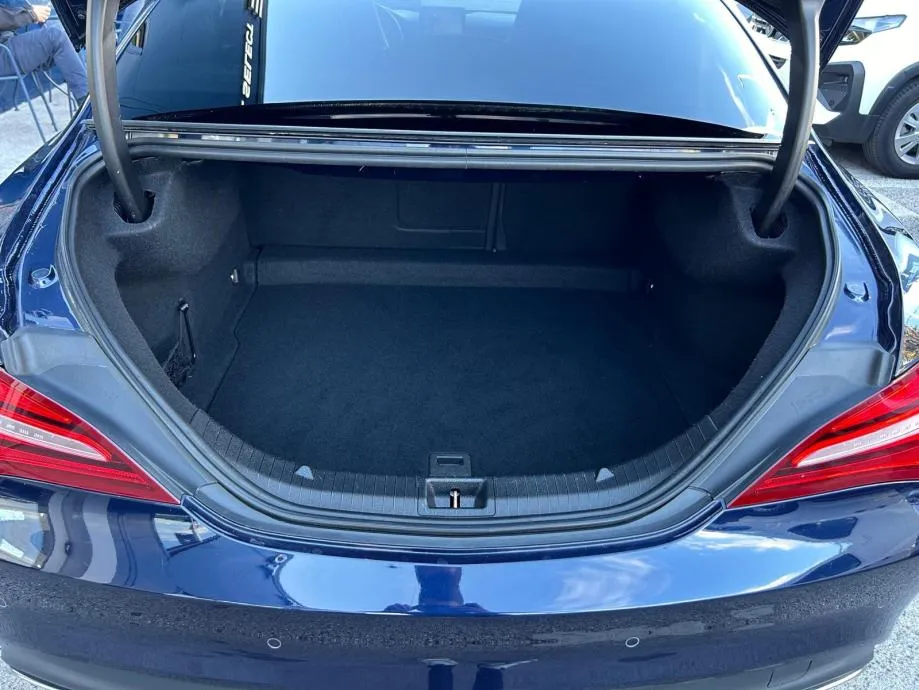 mercedes-benz cla200d - 130000km - led - navi - garancija - reg1god !! - slika 8
