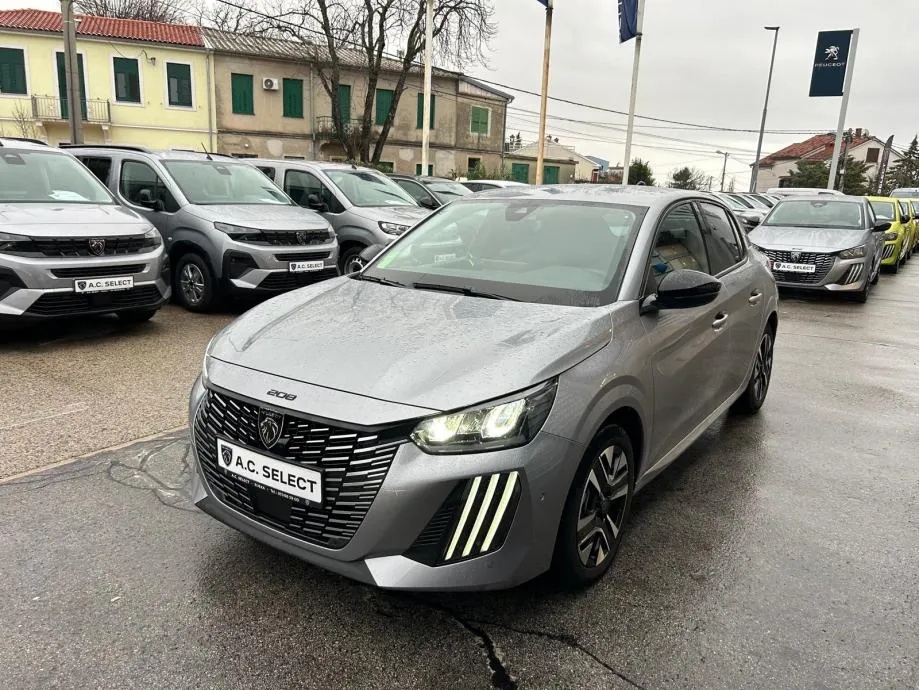 PEUGEOT 208 HYBRID 110 e-DCS6 - 2025 - 13000 km - GRATIS REGISTRACIJA - Rijeka