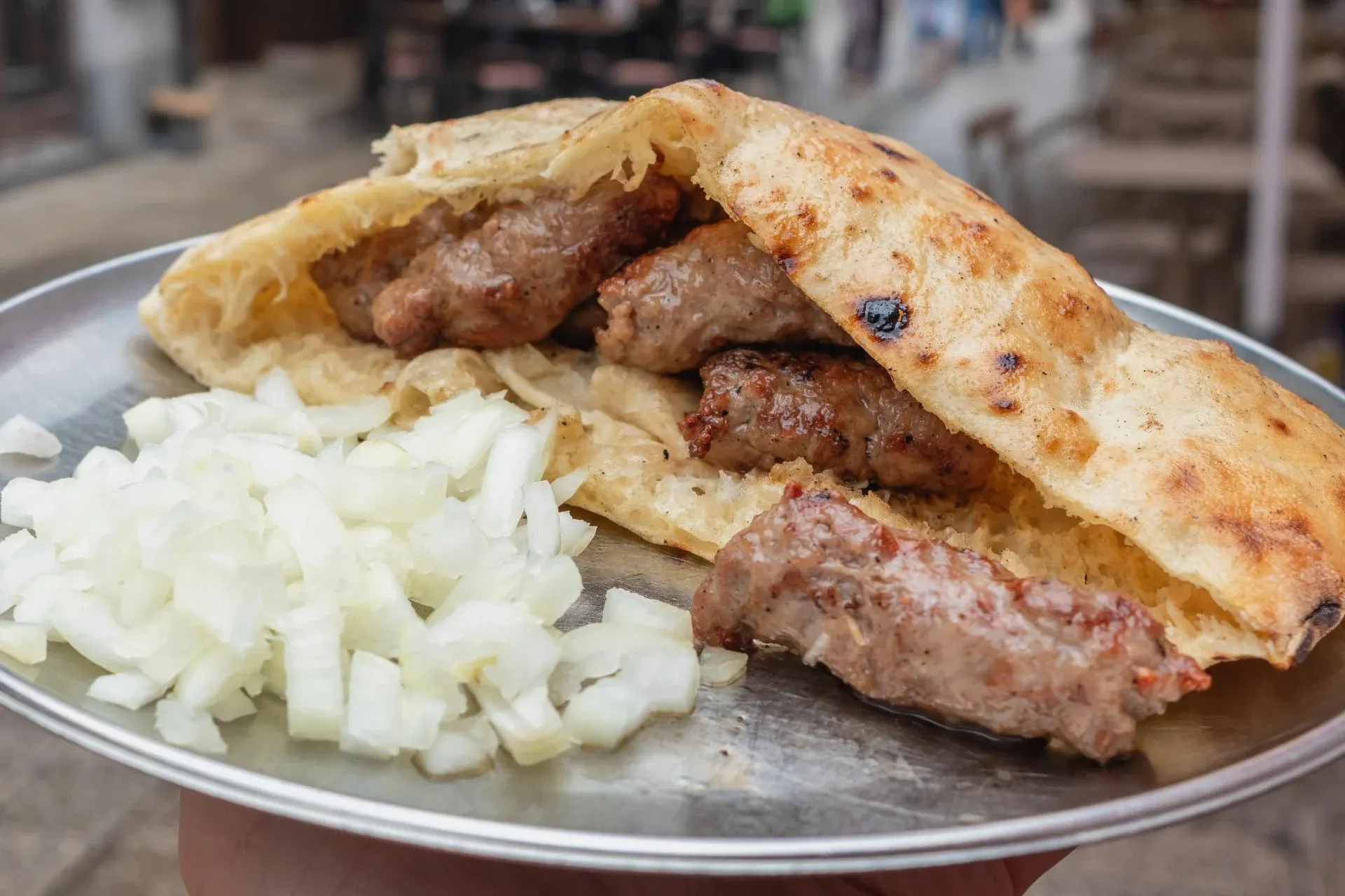 Prodajem firmu - restoran - Opatija