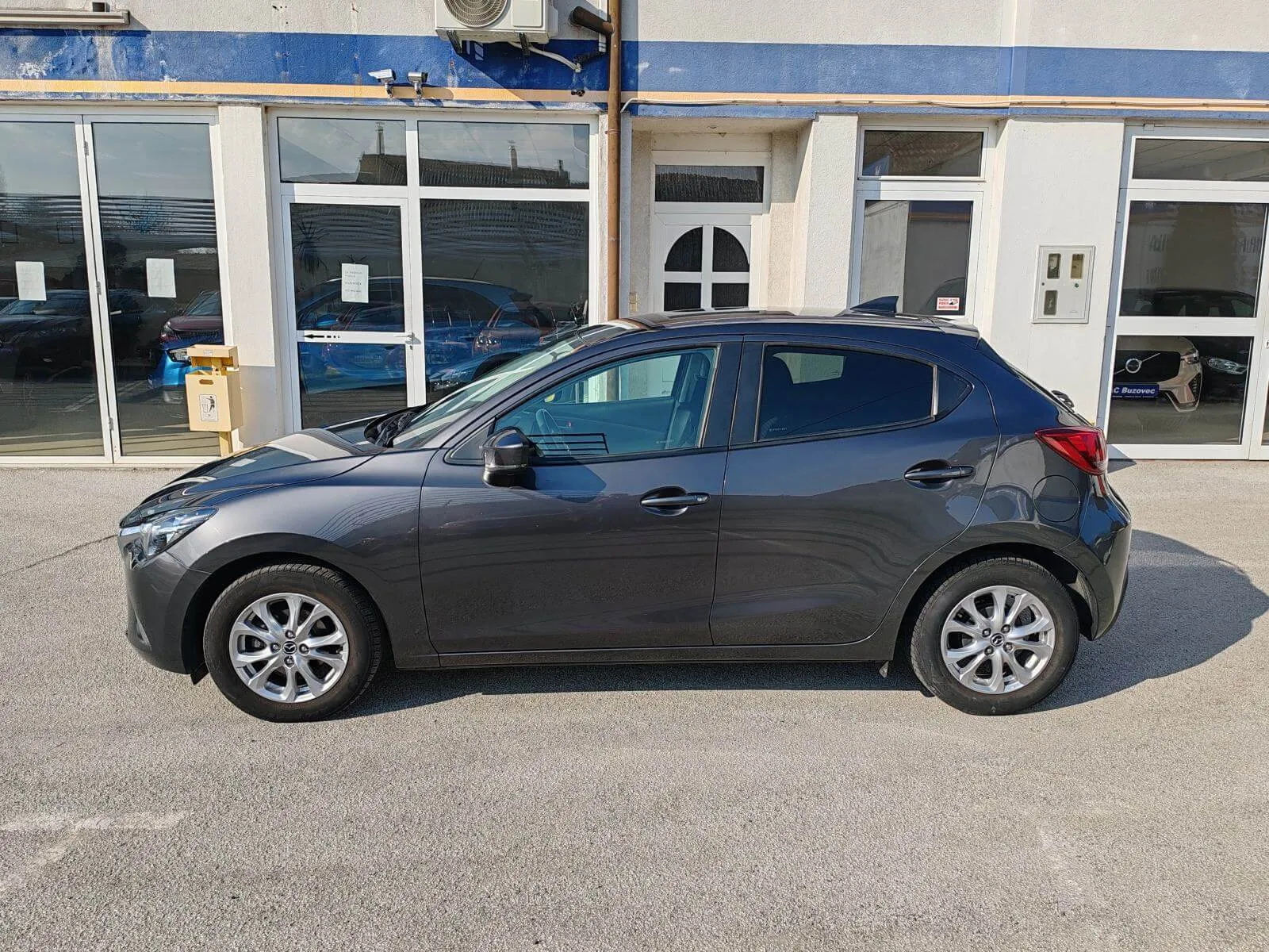 mazda 2 g75 - slika 2