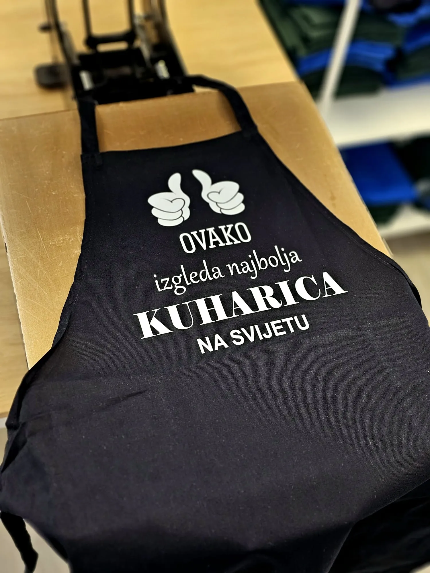 pregača - tisak po želji - slika 30