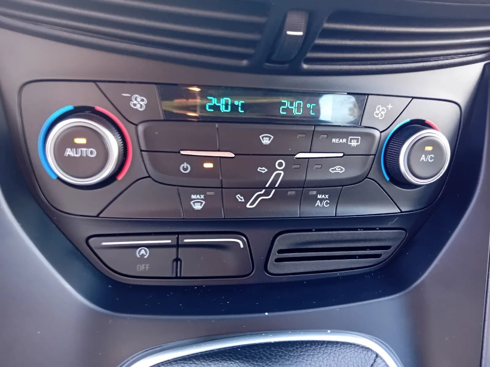 ford c-max 1,5 tdci ,do 2 godine jamstva,u sustavu pdv-a. - slika 11