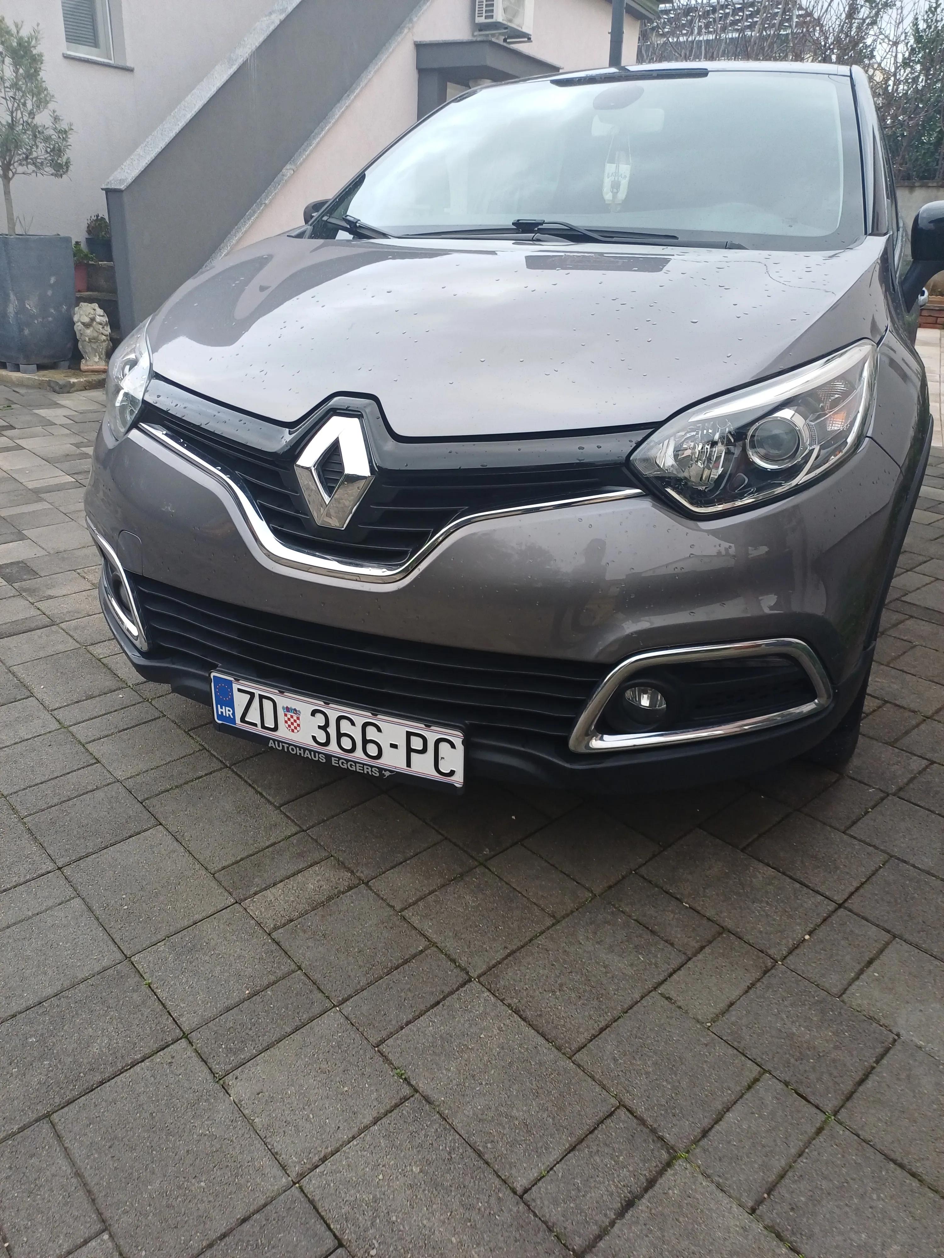 prodaje se renault captur 1.5 dci - slika 14