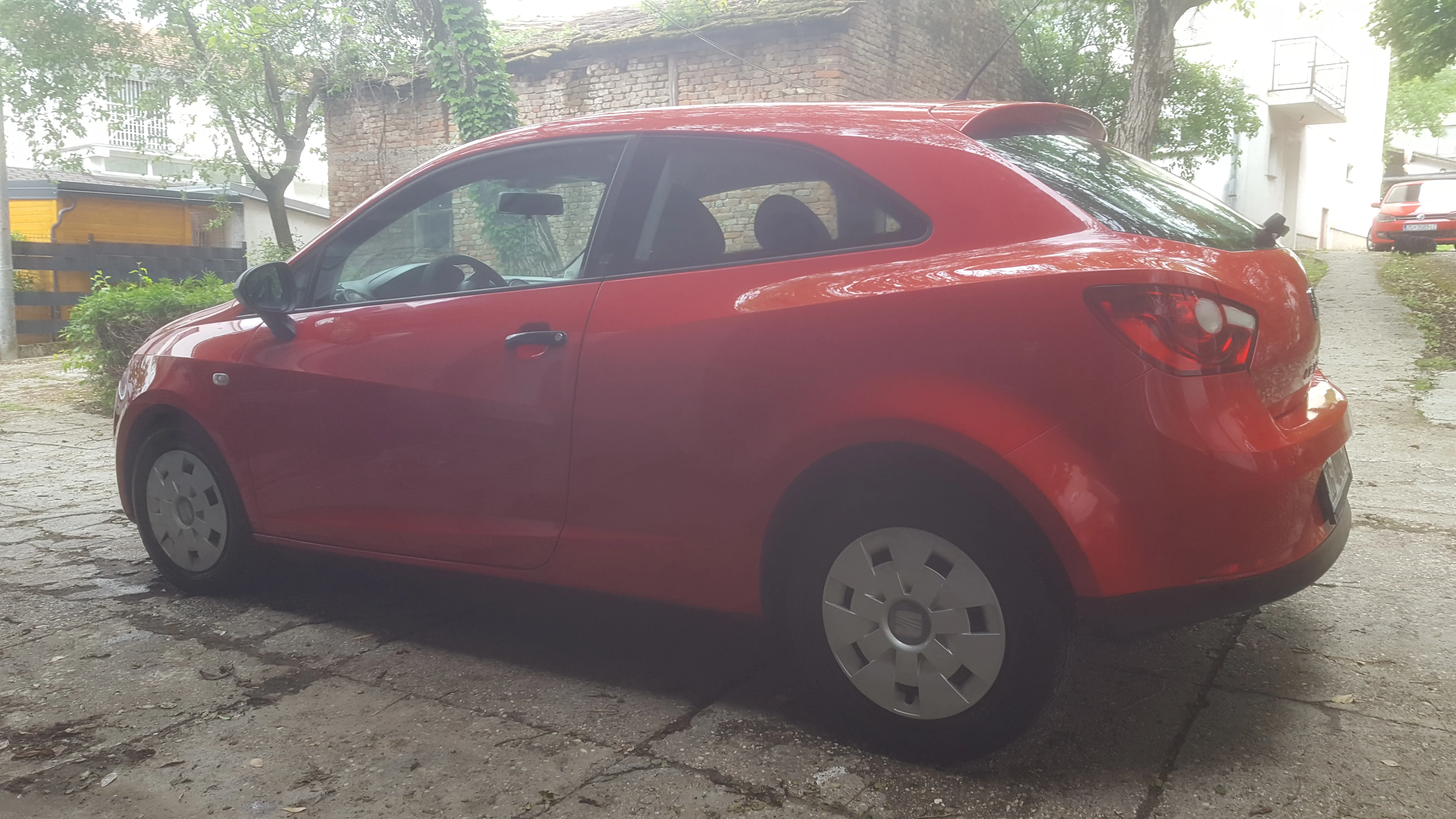 seat ibiza 1.2 benz reg.godinu dana - slika 3