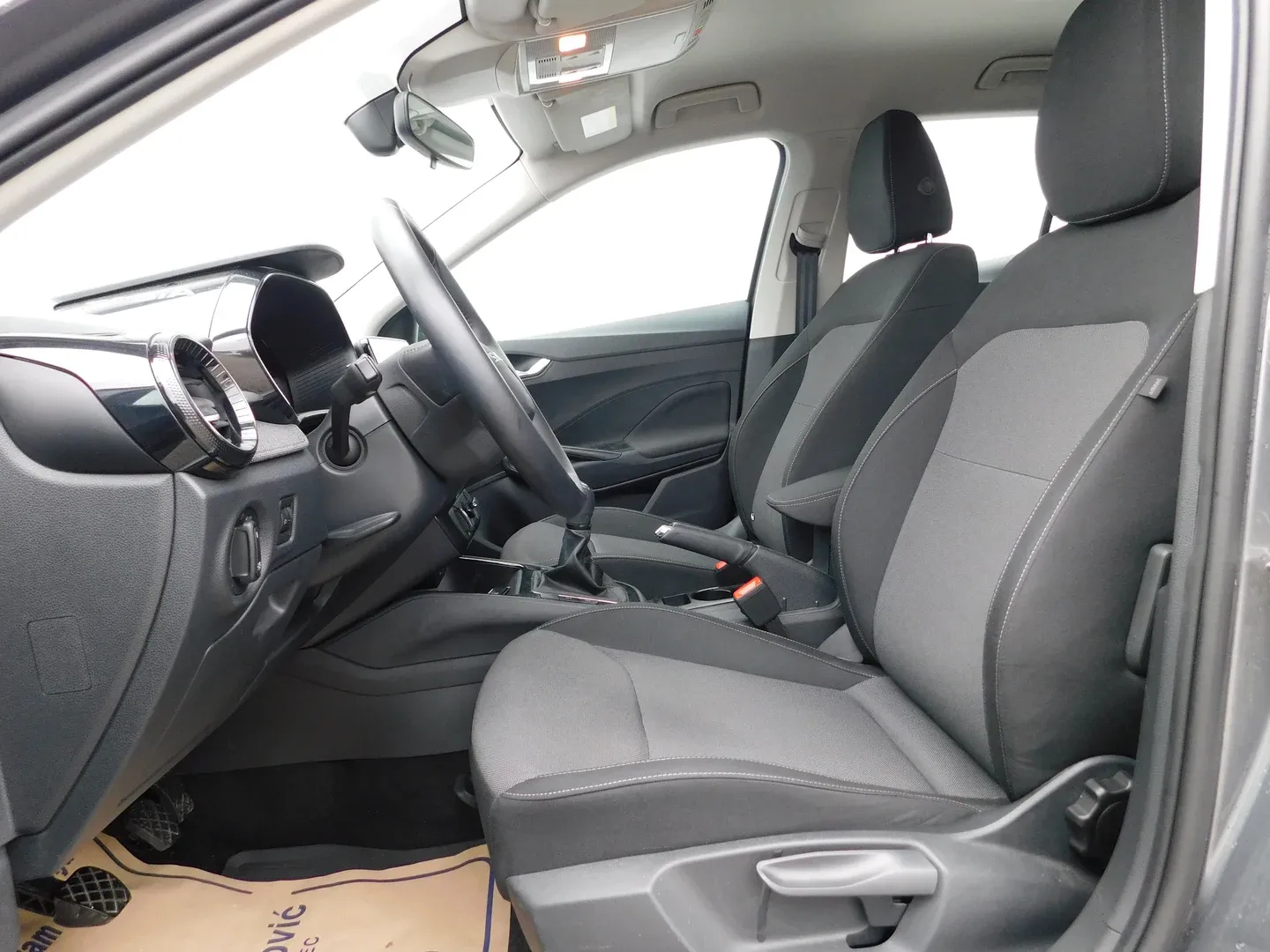 12587 škoda fabia selection 1.0 tsi - slika 8