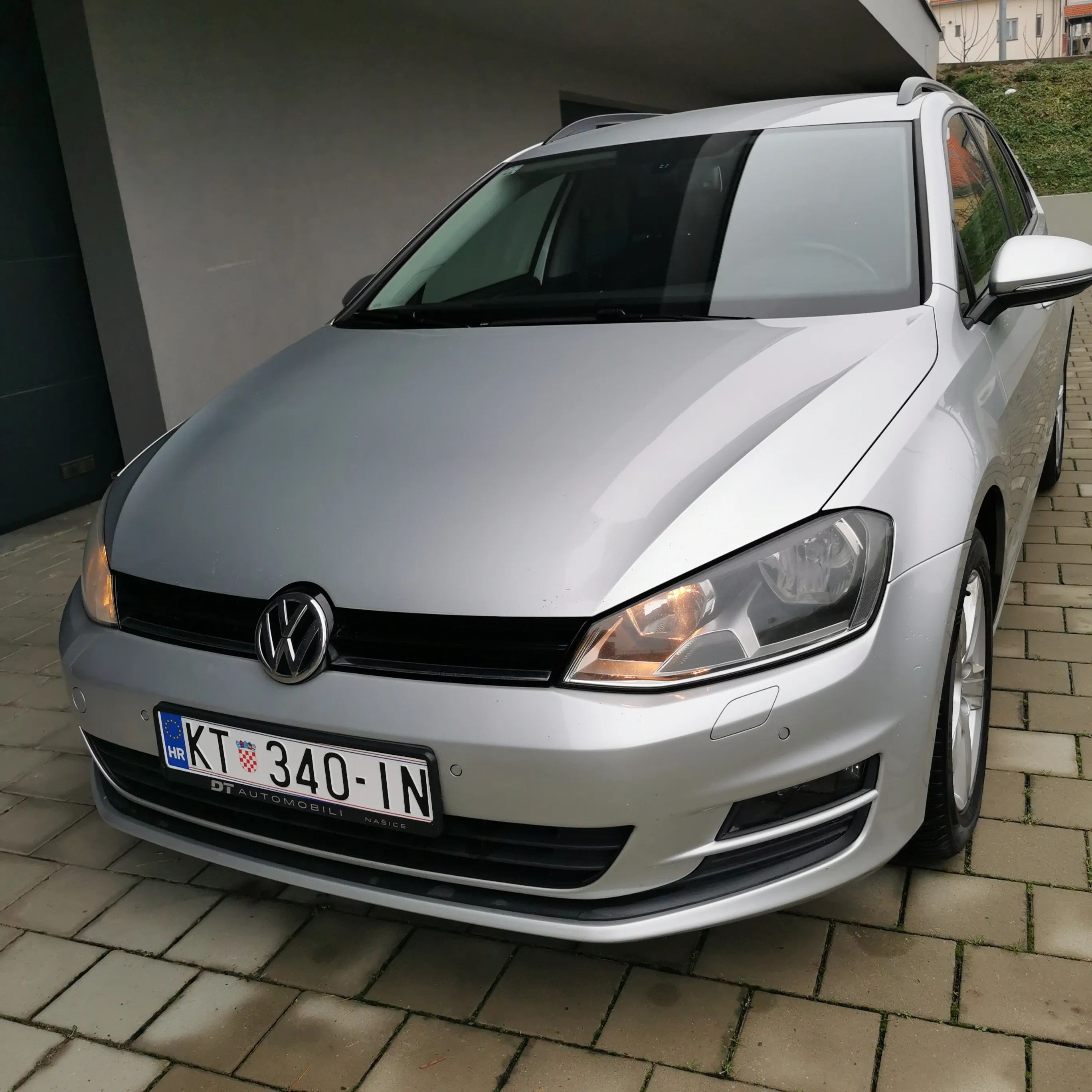 vw golf 7 variant vii 1.6 tdi⭐full oprema⭐reg. 1.god⭐7500 eur - slika 13
