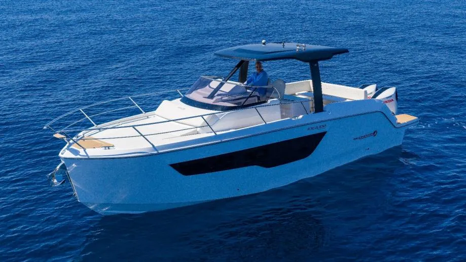 Idea Marine 100 + Suzuki 2x300 KS - Zagreb
