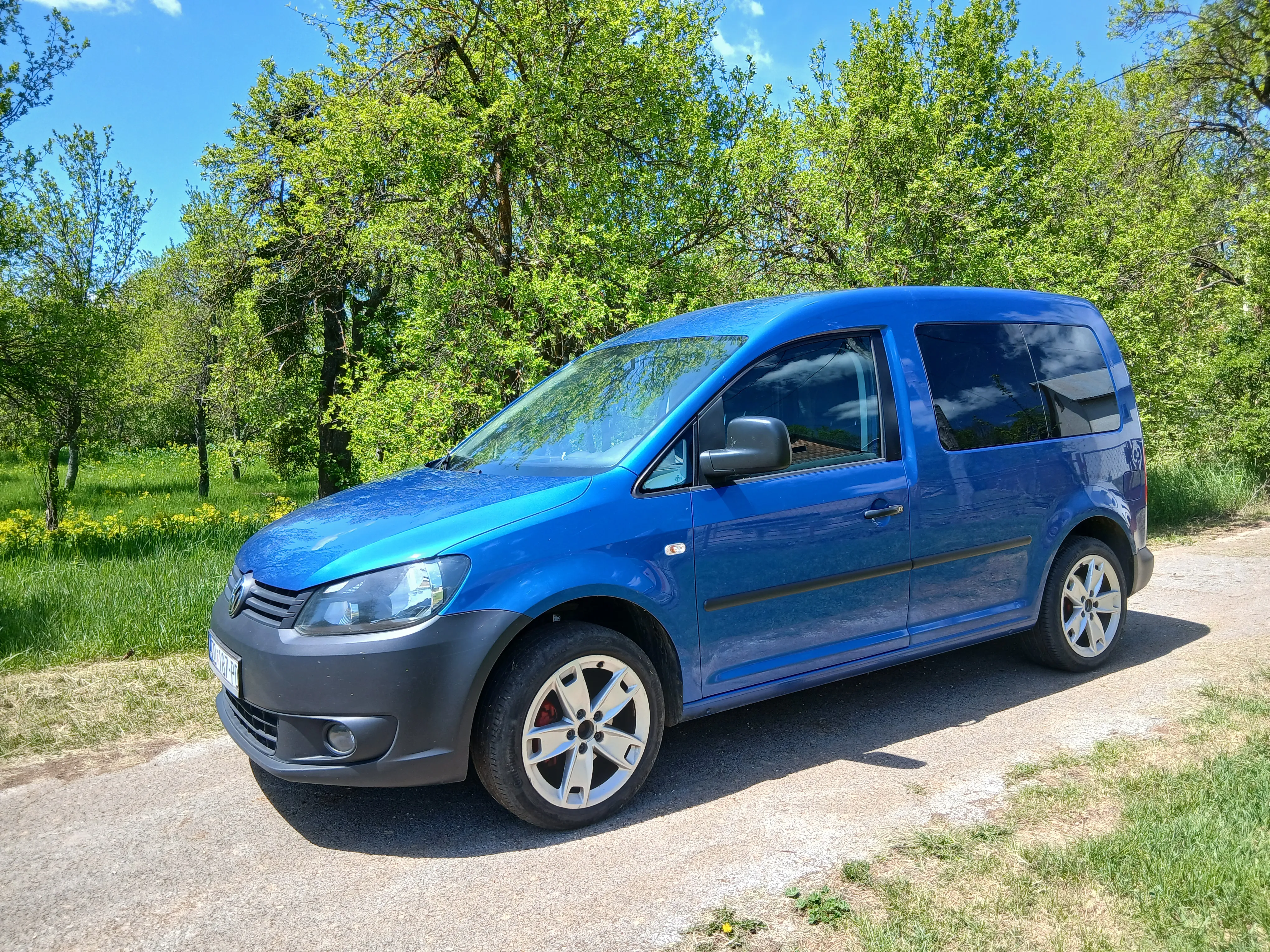 vw caddy 1.6 tdi - slika 2