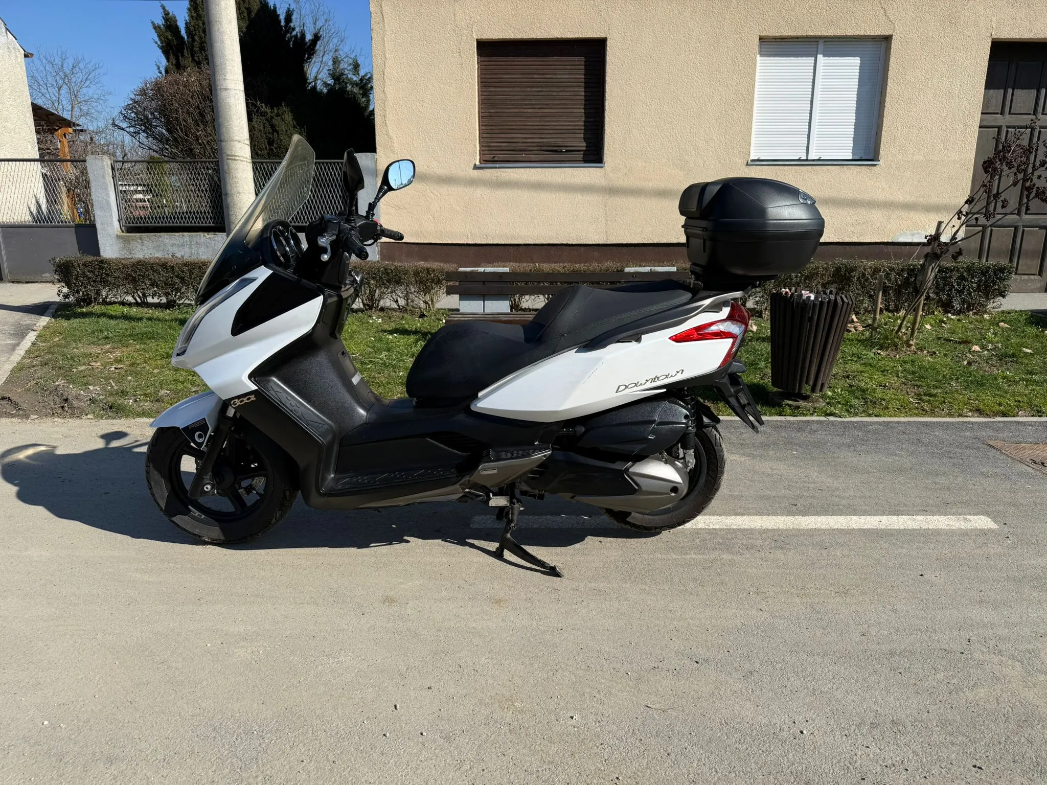 kymco downtown 300i, 2011 god. - slika 2