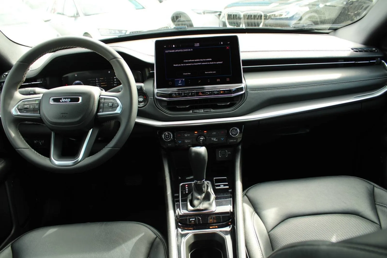 jeep compass t4 s automatik *led, navigacija, kamera* - slika 14