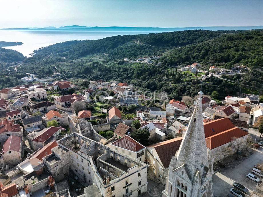 selca (brač) - građevinsko zemljište, 3301 m2 - slika 3