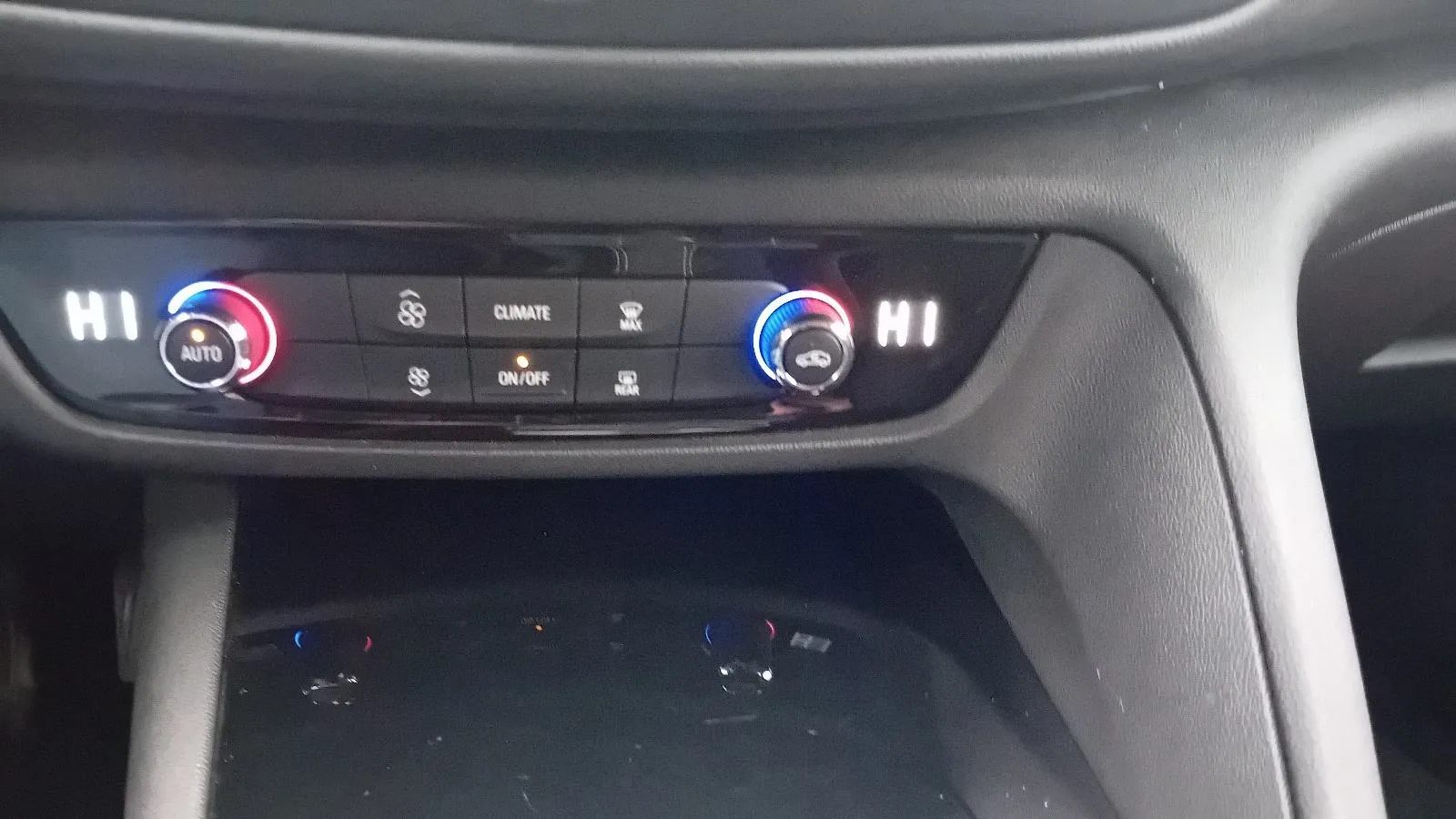 opel insignia karavan 1,6 cdti ,do 2 godine jamstva,u sustavu pdv-a. - slika 8