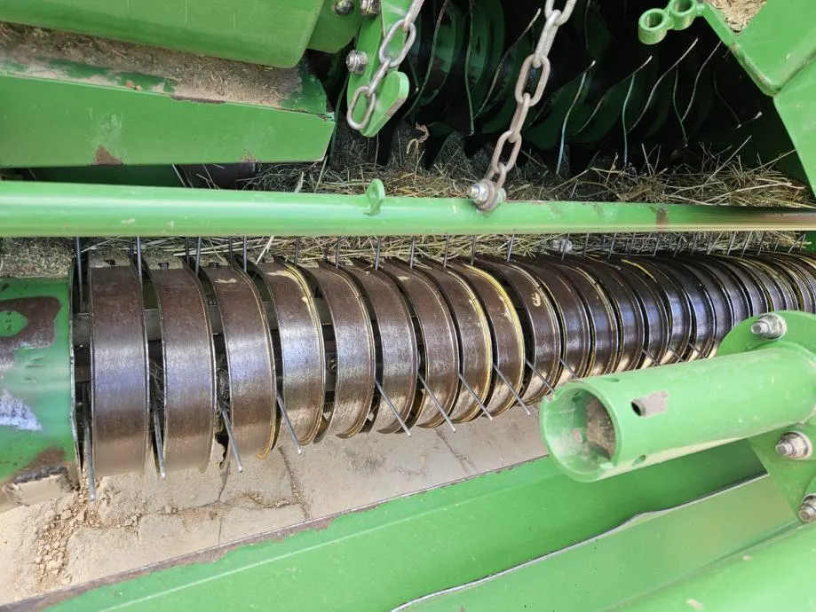 balirka john deere 864 - slika 6
