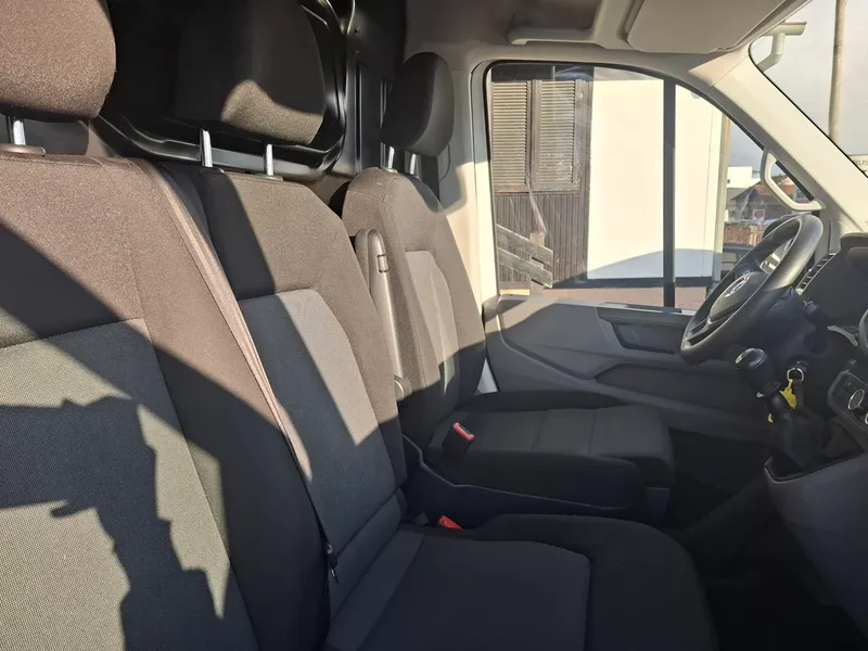 volkswagen crafter 2.0 tdi*177ks*klima*navigacija* - slika 12