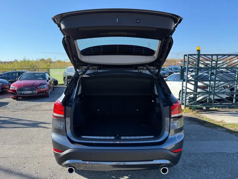 bmw x1 sdrive18d velika navigacija°kamera°led°koža°leasing bez učešća° - slika 24
